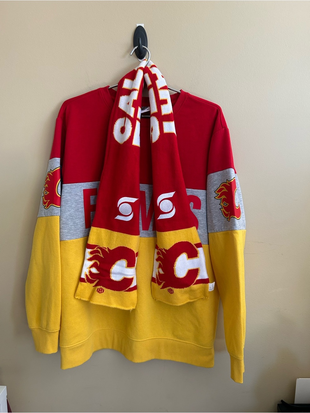 NHL Calgary Flames Colorblock Crewneck Sweater and Scarf Combo - Red/Yellow/Gray